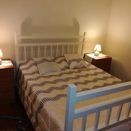 Casa Do Pico * Камара-де-Лобуш