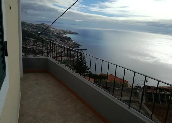 Casa Do Pico Tatil Evi Câmara de Lobos